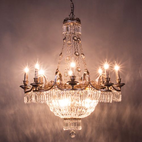 VINTAGE 18 CENTURY STYLE FRENCH BAROQUE CRYSTAL CHANDELIER